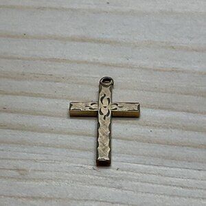 Gold Tone Cross Pendant With Decorative Engraving